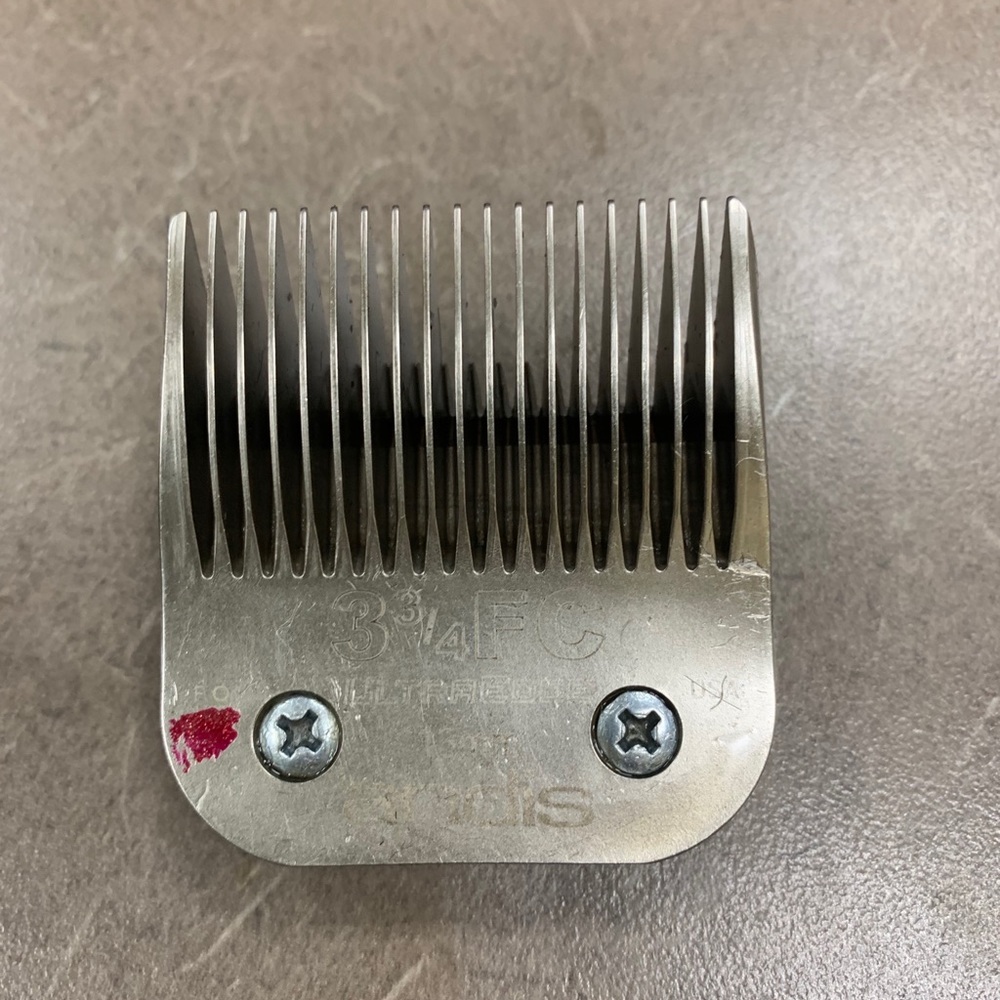 SOLD ON MERCARI 3 3/4FC dog grooming blades